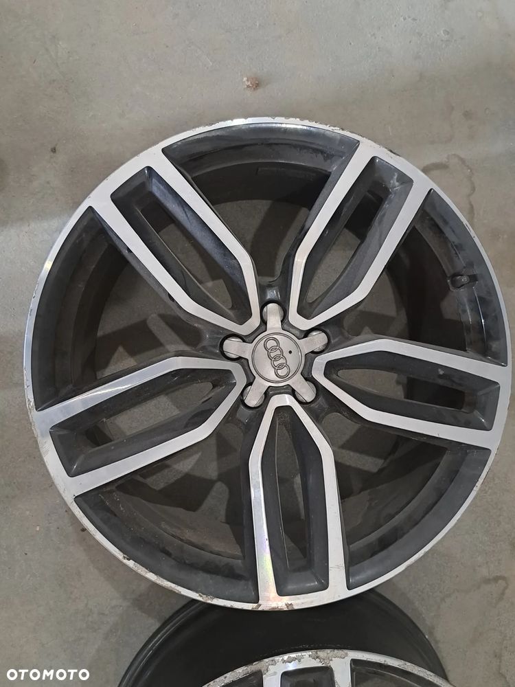 AUDI Q5 8R aluFELGI 21' 8,5J21H2 ET33 8R0601025AM 8R0601025CP - 1
