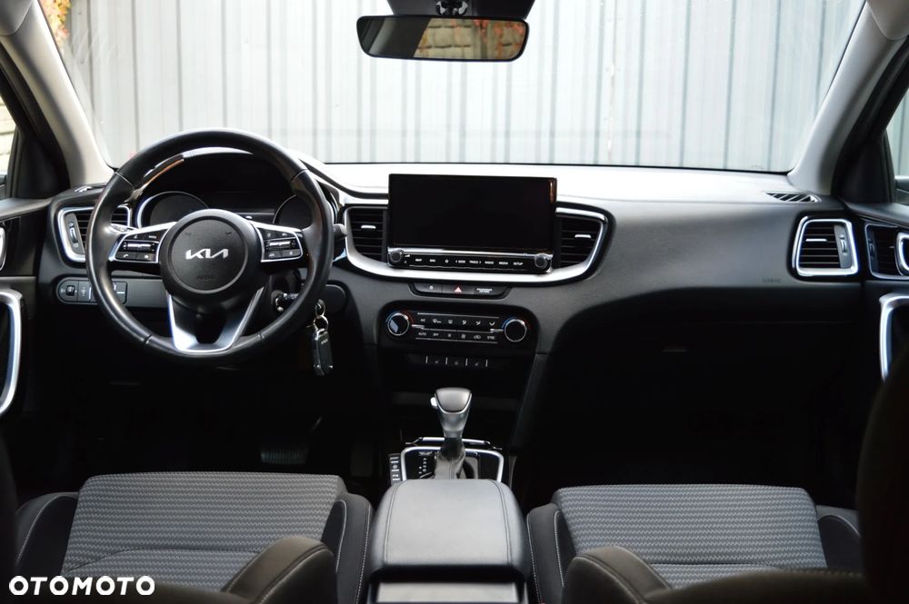 Kia Ceed 1.5 T-GDI Business Line Plus DCT - 20