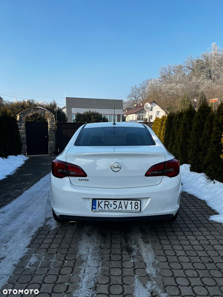 Opel Astra - 9