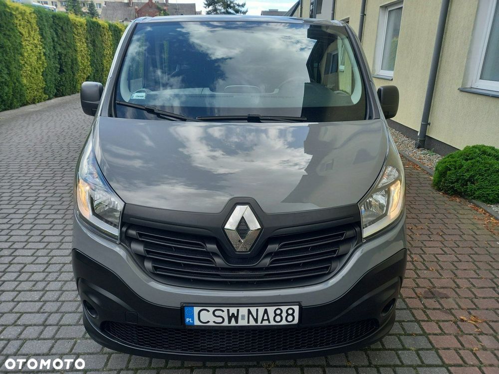 Renault Trafic - 16