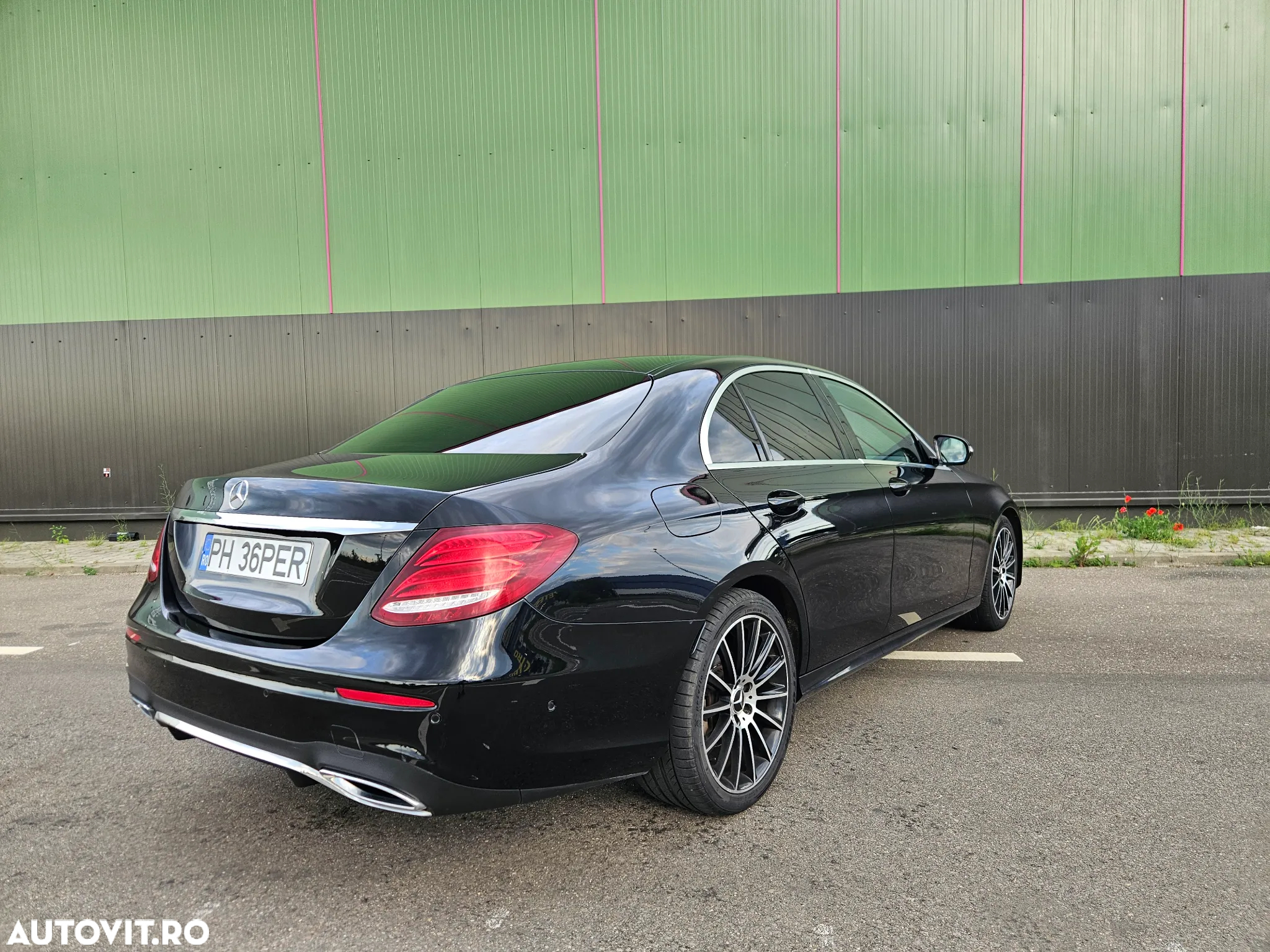 Mercedes-Benz E 220 d 9G-TRONIC AMG Line - 8