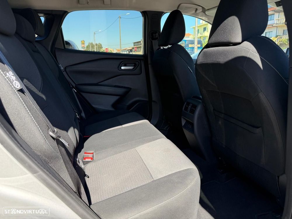 Nissan Qashqai 1.3 DIG-T N-Connecta LED - 15