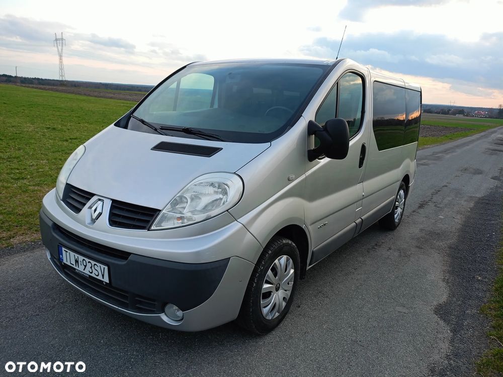 Renault Trafic Passenger Expression - 27