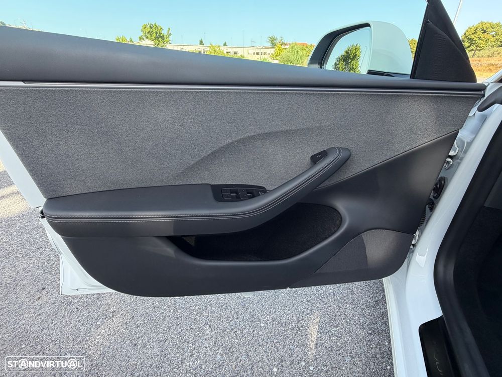 Tesla Model 3 Long Range Tração Traseira Premium - 20