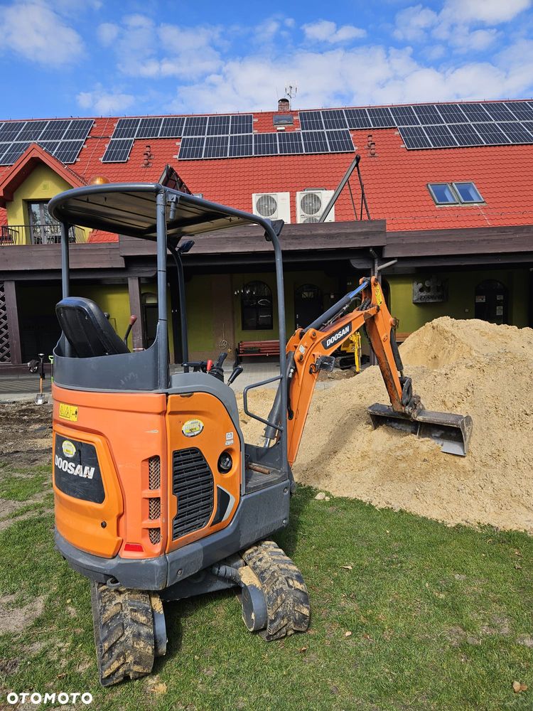 Doosan DX17Z - 3