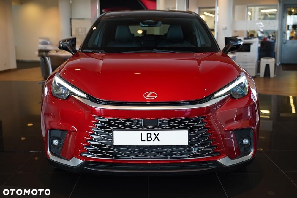 Lexus LBX 1.5 Hybrid Cool - 2
