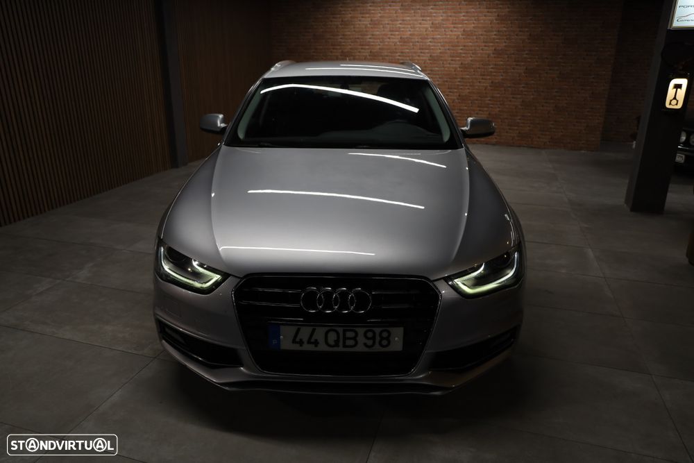 Audi A4 Avant 2.0 TDI Multitronic S-line - 36