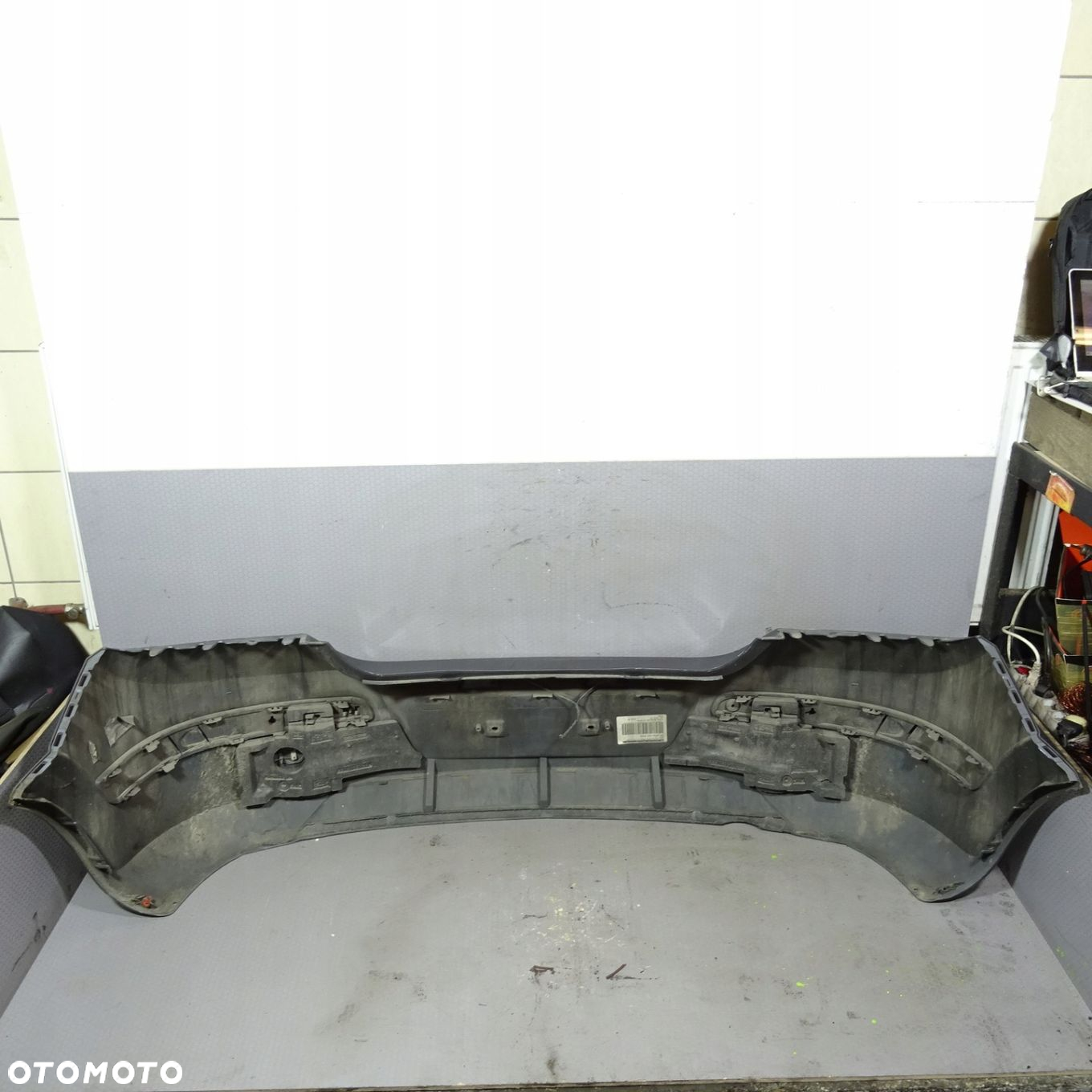 OPEL ASTRA H HB 5D ZDERZAK TYŁ Z155 - 6