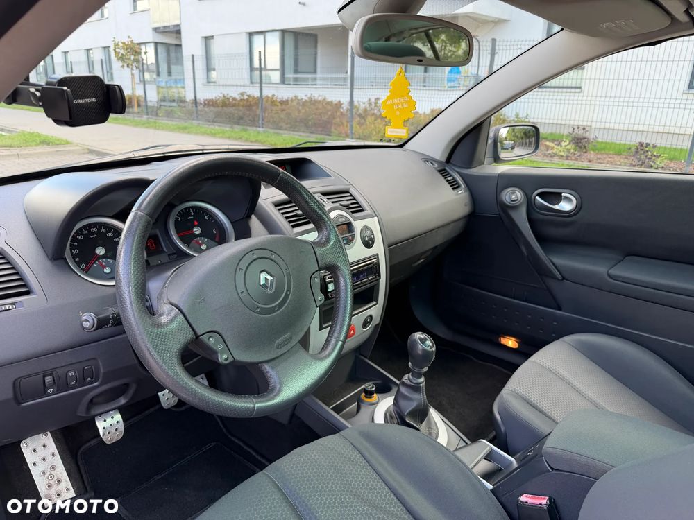 Renault Megane 1.9 dCi Privilege - 10