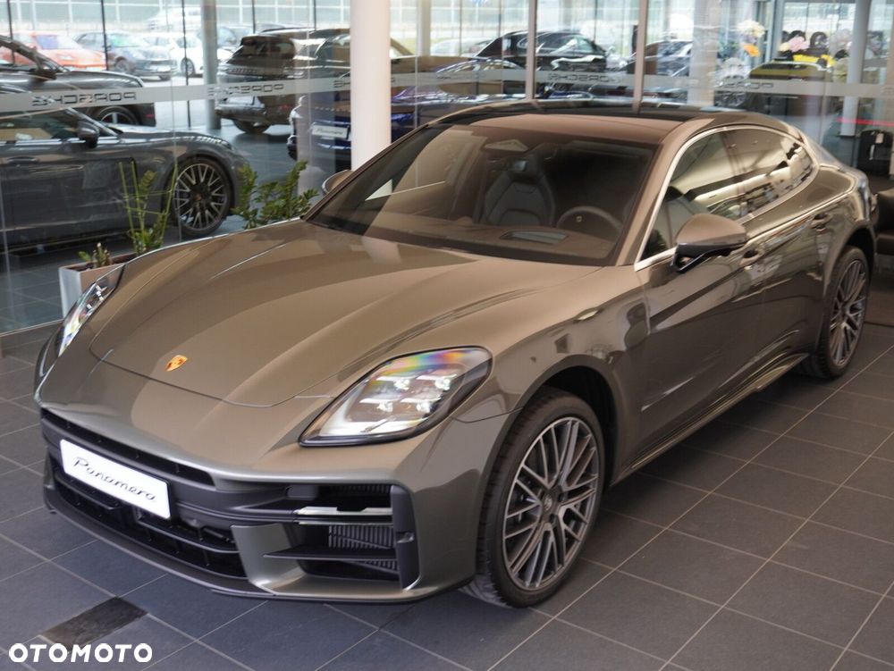 Porsche Panamera 4 - 6