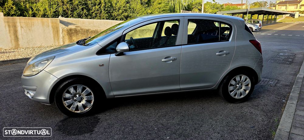 Opel Corsa 1.3 CDTi Enjoy - 4