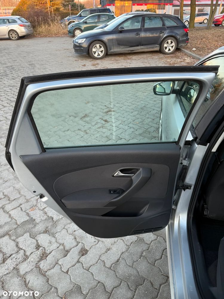 Volkswagen Polo 1.6 TDI Comfortline - 20