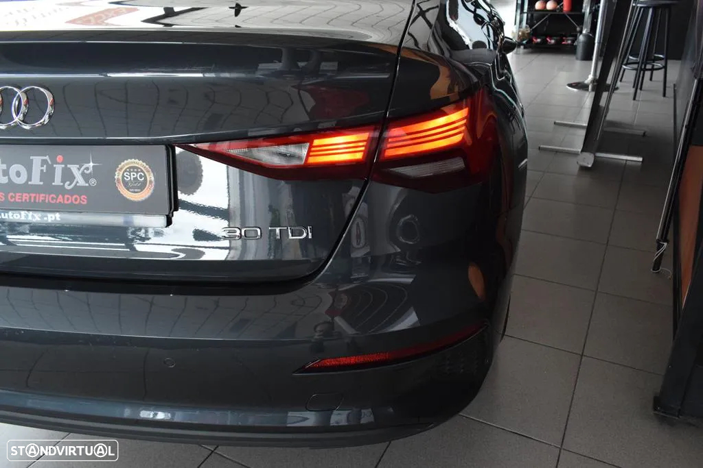 Audi A3 Limousine 30 TDI Advanced - 45