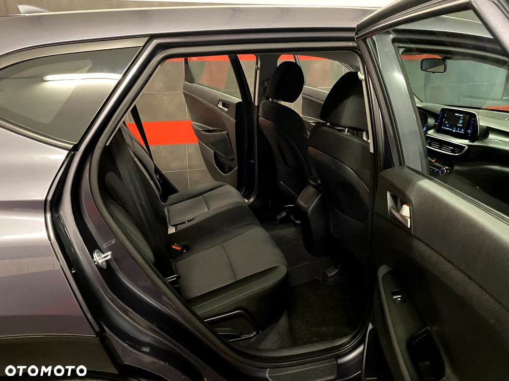 Hyundai Tucson 1.6 GDI BlueDrive Style 2WD - 22