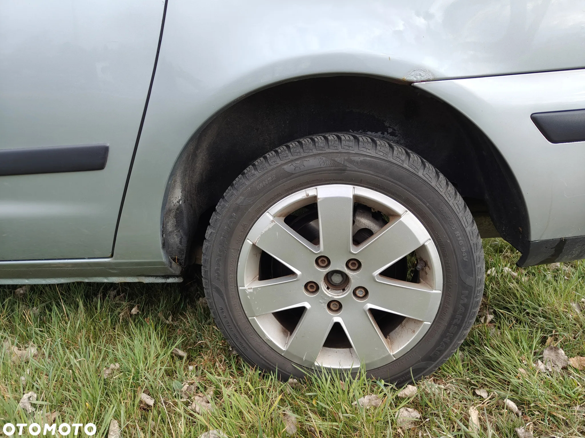 Ford Galaxy 1.9 TDI Ghia - 13