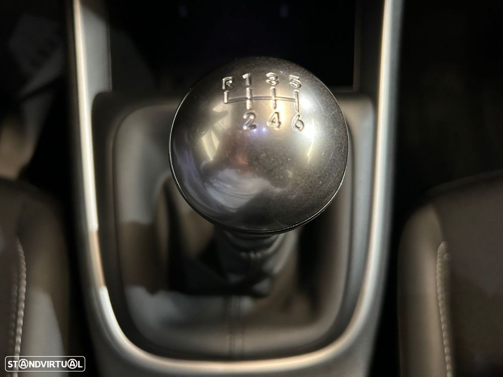 Jeep Avenger 1.2 GSE T3 Altitude - 34