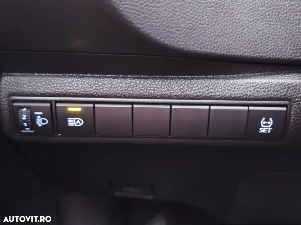Toyota Corolla Sedan 1.5 Dual VVT-iW CVT Business - 17
