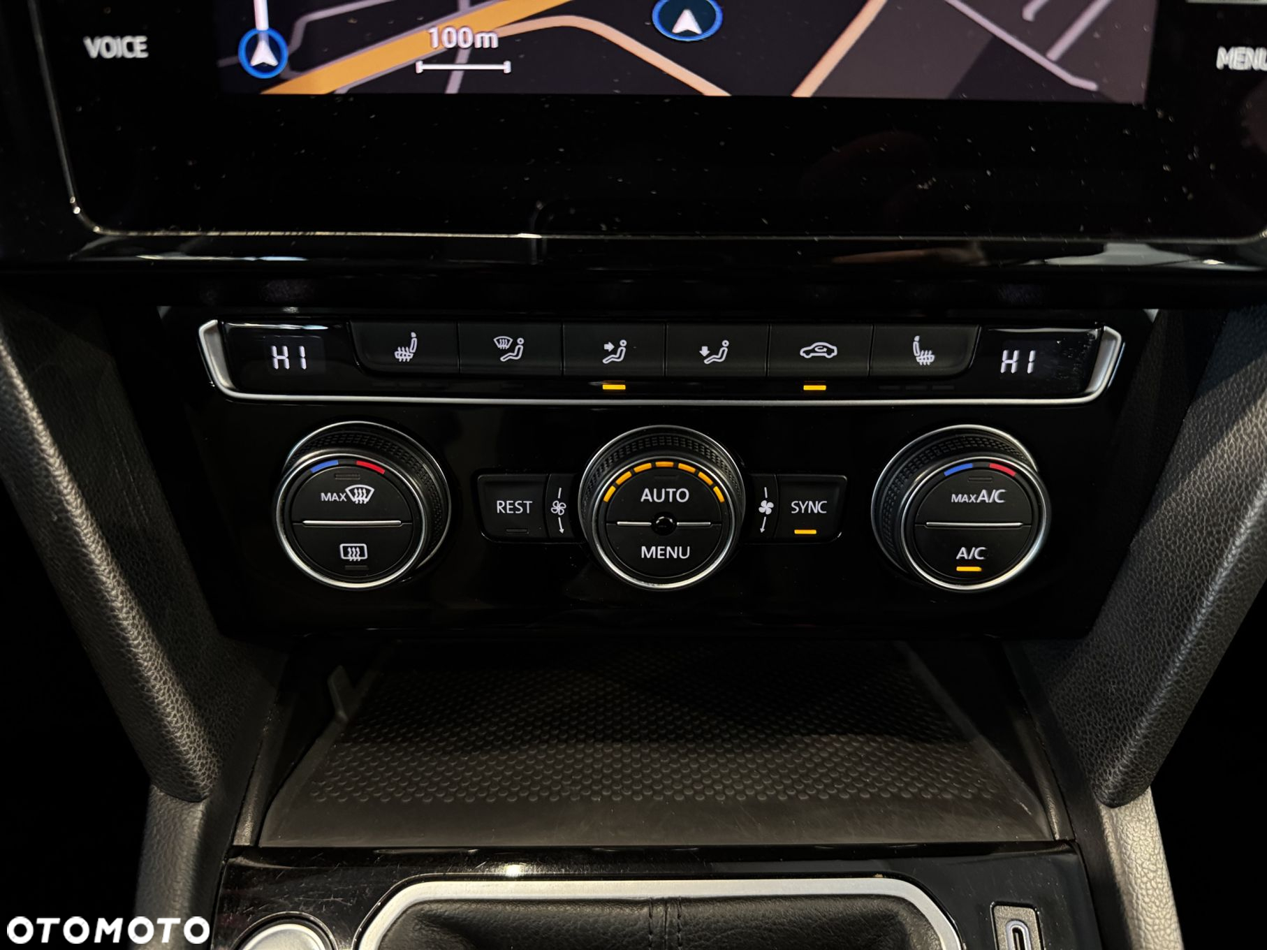 Volkswagen Passat - 24