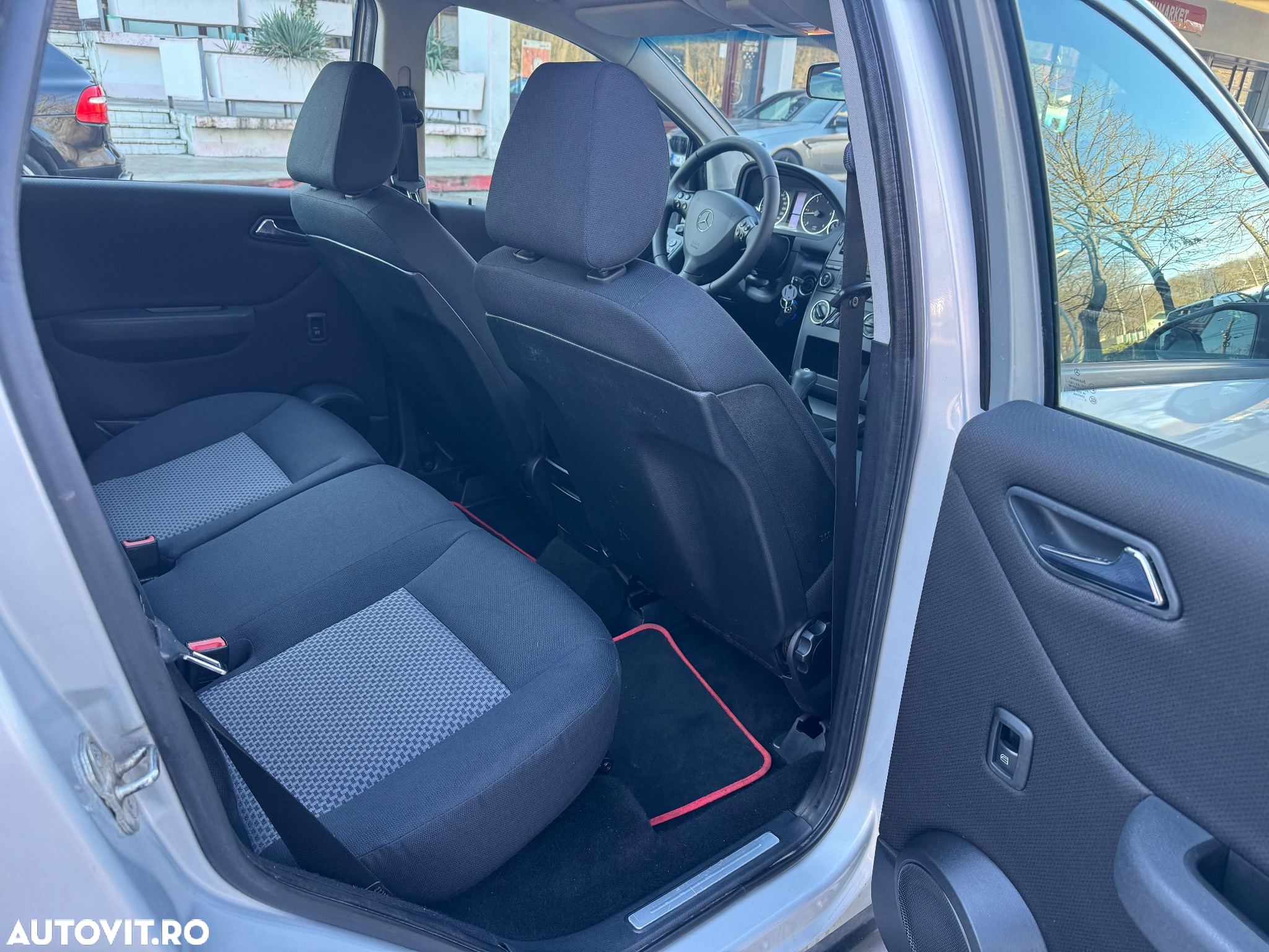 Mercedes-Benz A 160 CDI Autotronic - 14