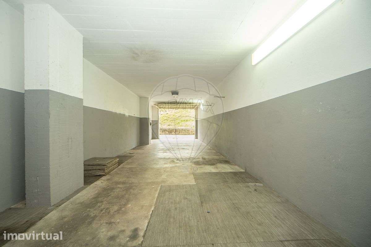 Garagem  para arrendamento - Grande imagem: 3/5