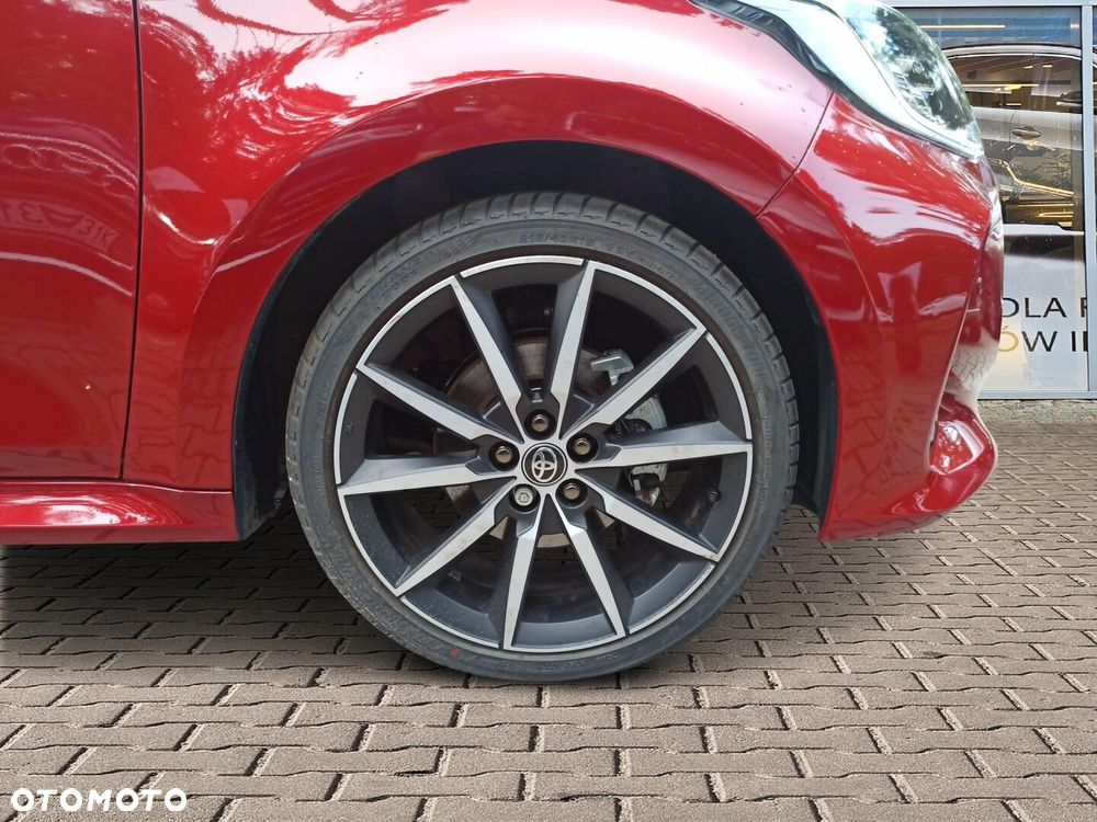 Toyota Yaris - 10