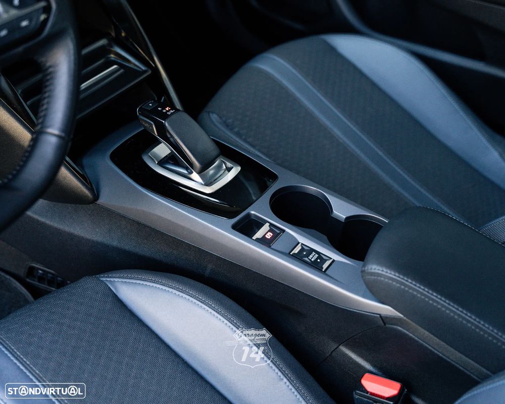 Peugeot e-2008 Allure Pack - 41