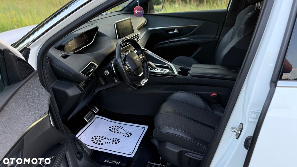Peugeot 5008 BlueHDi 180 EAT8 GT - 10