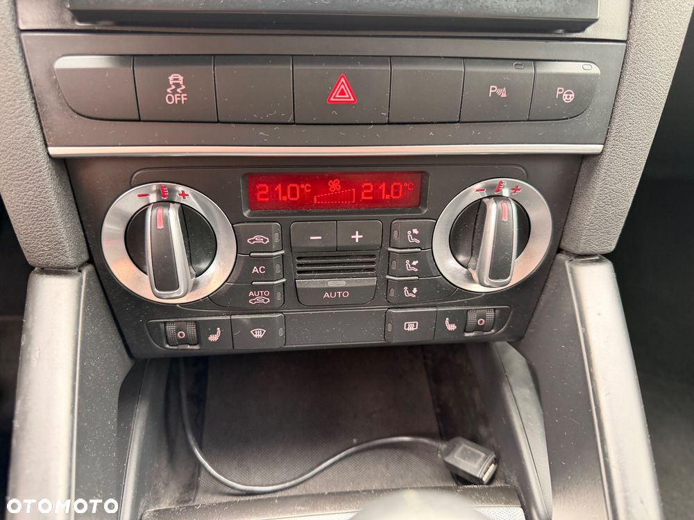 Audi A3 Sportback 2.0 TDI DPF quattro S line Sportpaket (plus) - 35