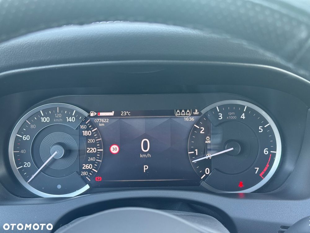 Jaguar XE 2.0 P300 AWD R-Dynamic SE - 18