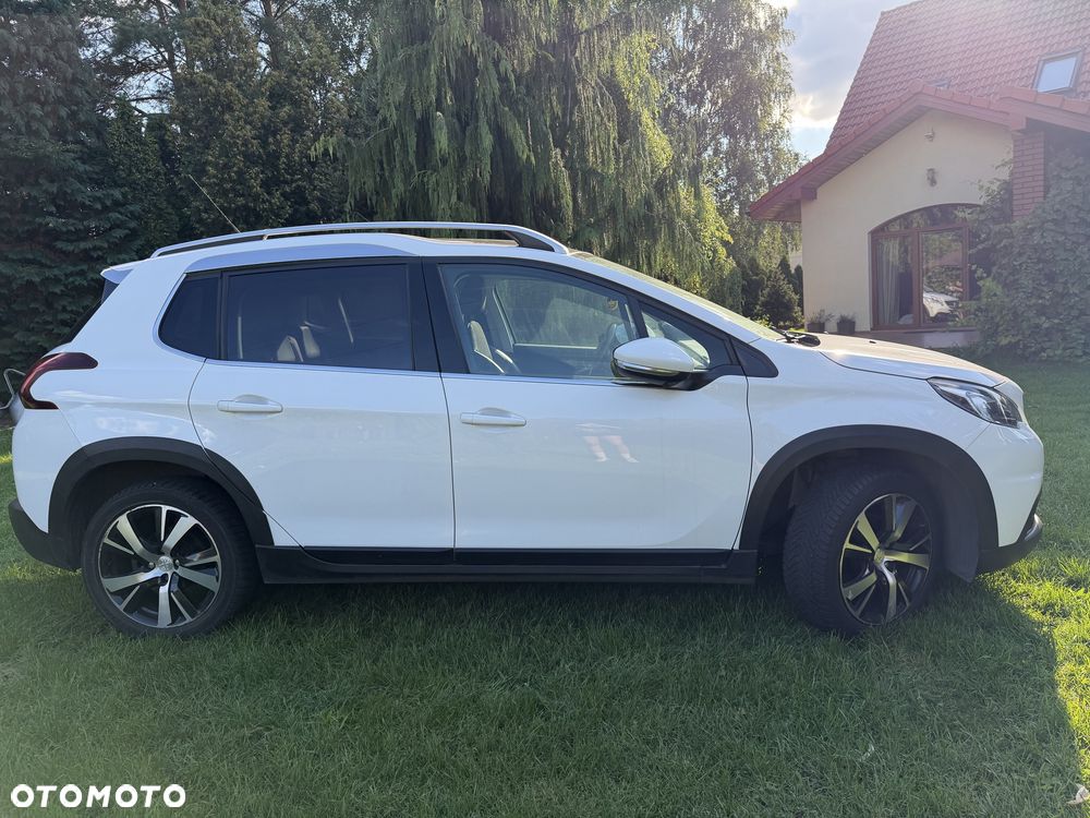 Peugeot 2008 - 4