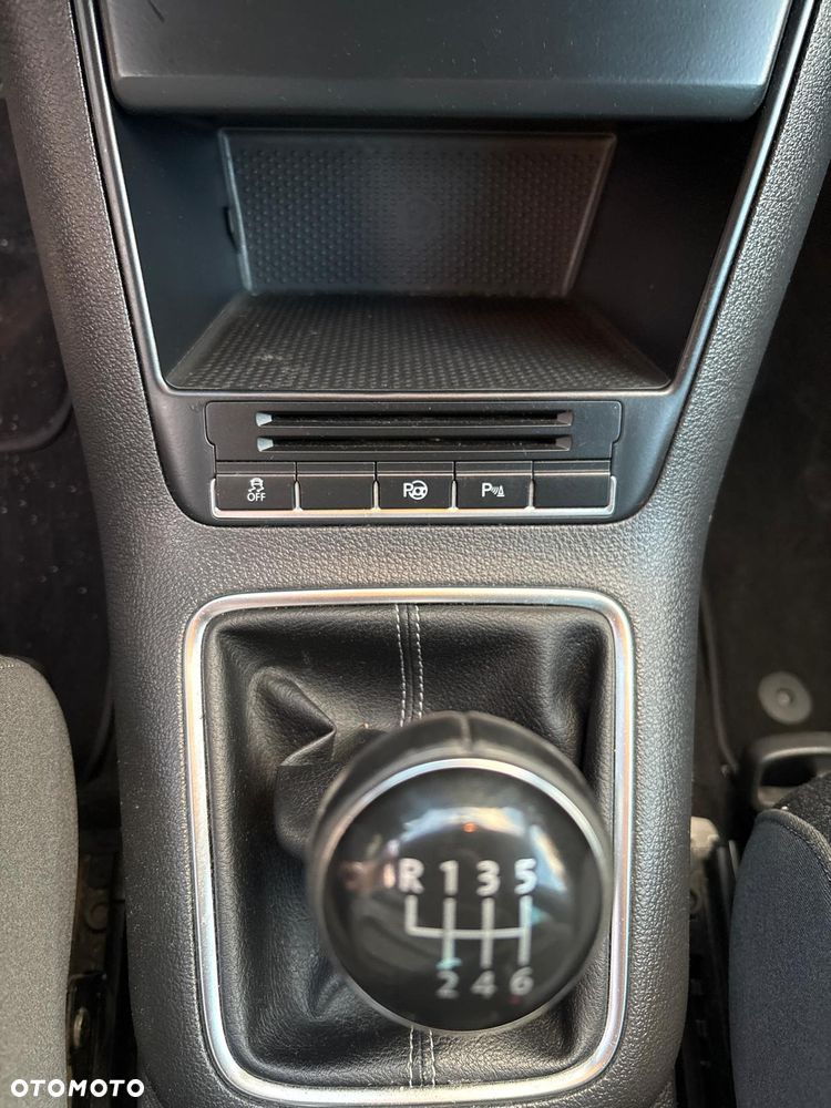 Volkswagen Golf Plus - 10