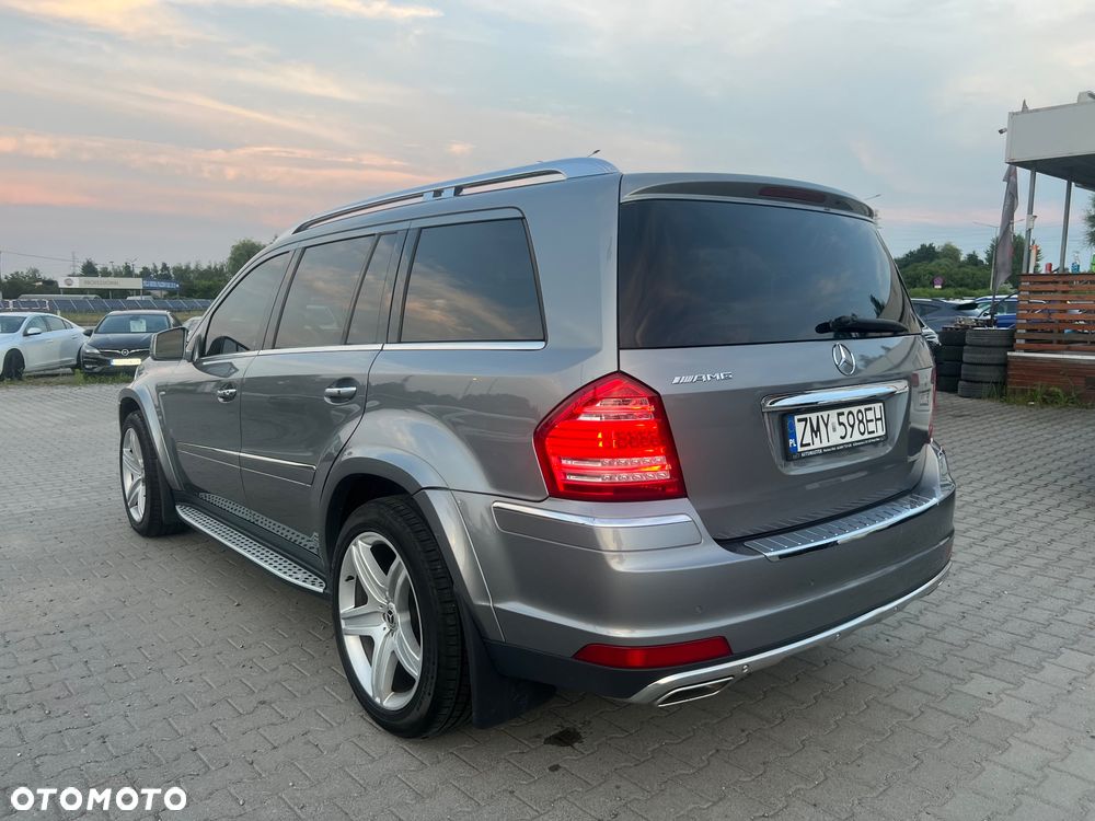 Mercedes-Benz GL 350 BlueTEC 4-Matic - 6