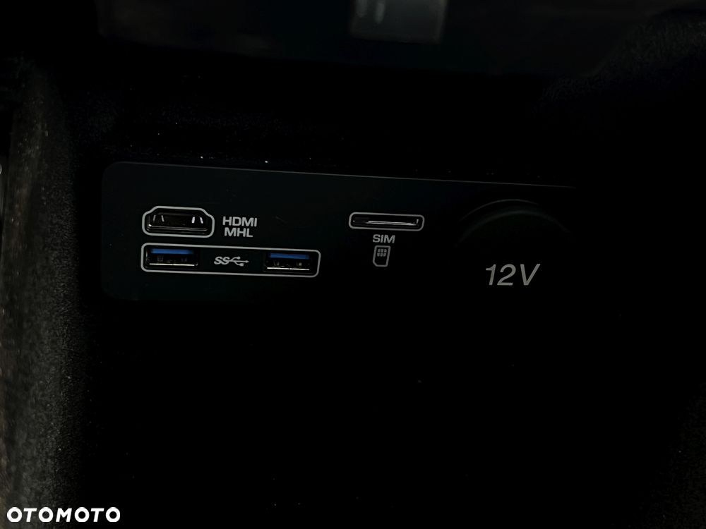 Jaguar XJ 3.0 D V6 Premium Luxury - 36