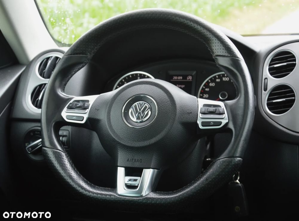 Volkswagen Tiguan - 17