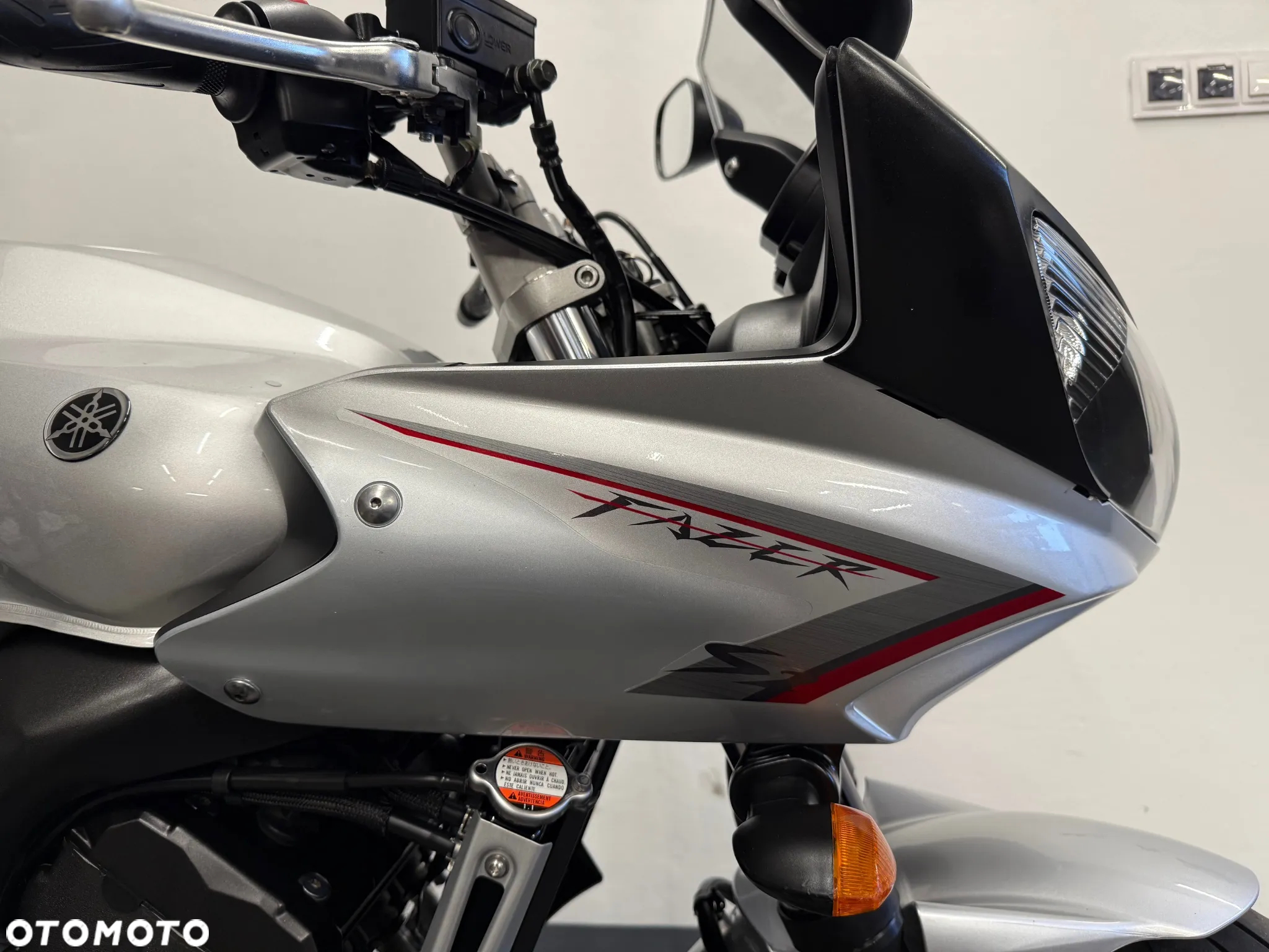 Yamaha FZ6 - 31