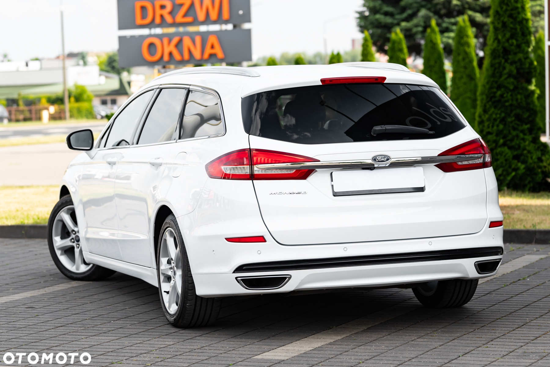 Ford Mondeo 2.0 TDCi Titanium PowerShift - 9