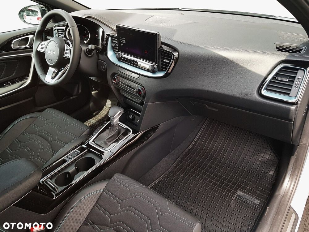 Kia XCeed 1.6 T-GDI Tribute DCT - 21