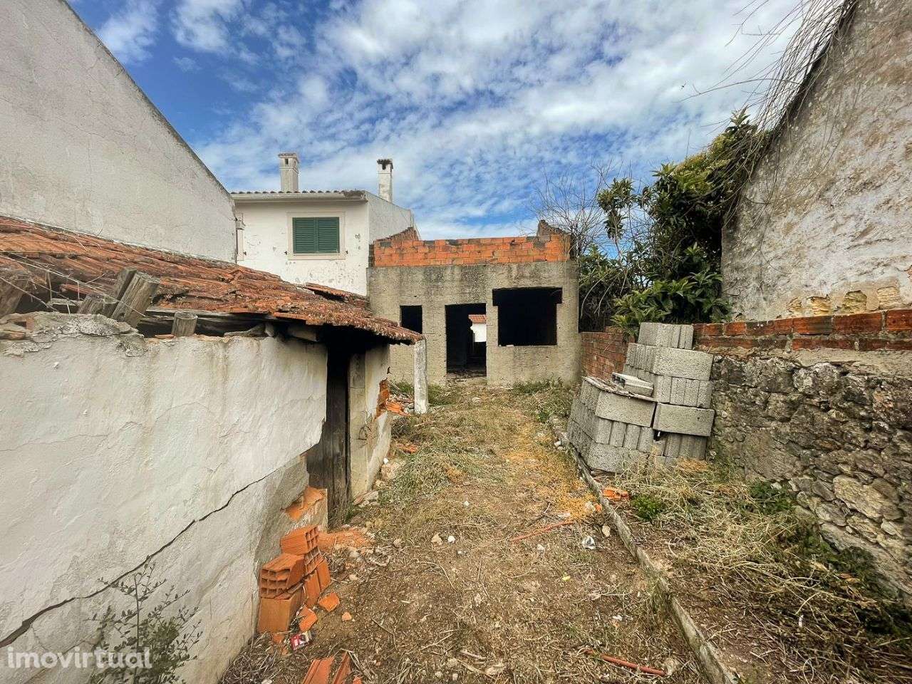 Moradia em fase de construção - Grande imagem: 3/5