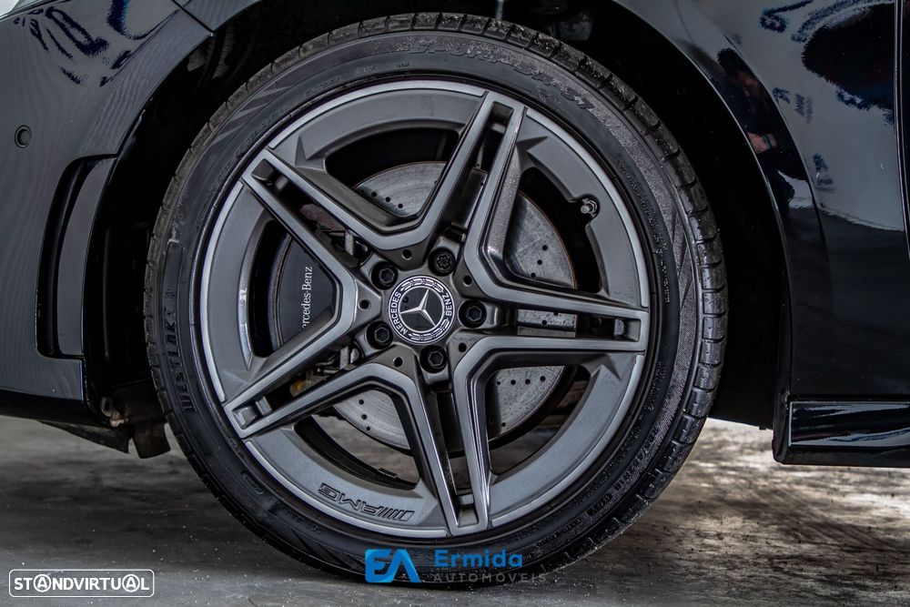Mercedes-Benz A 250 e 8G-DCT AMG Line - 18