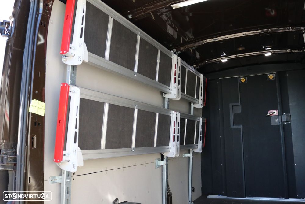 Ford Transit 330 2.0 TDCi L3H2 C/Iva Incluído - 11