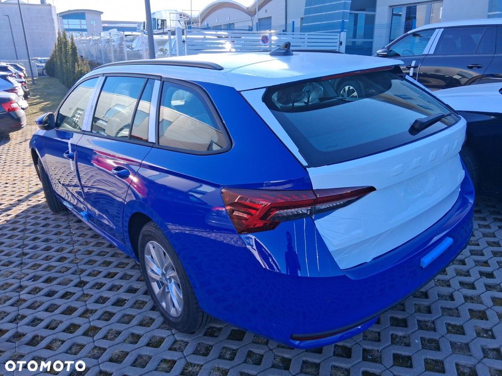 Skoda Octavia 1.5 TSI mHEV Drive Essence DSG - 4