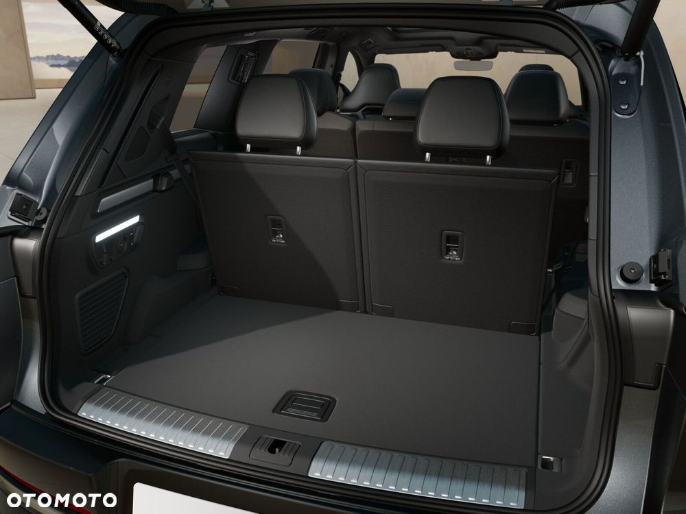 Audi Q9 - 11