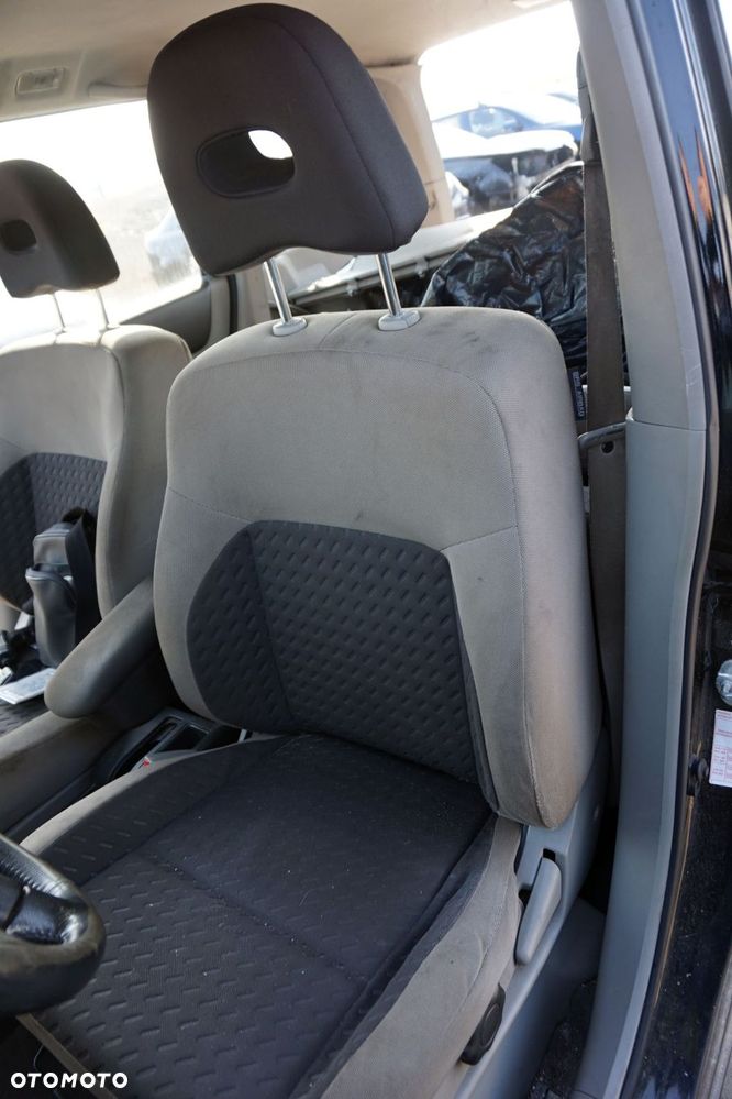 NISSAN X-TRAIL T30 I 2006 KH3 2.0 16V QR20DE 140KM 2WD MT5 CZARNY na części - 10