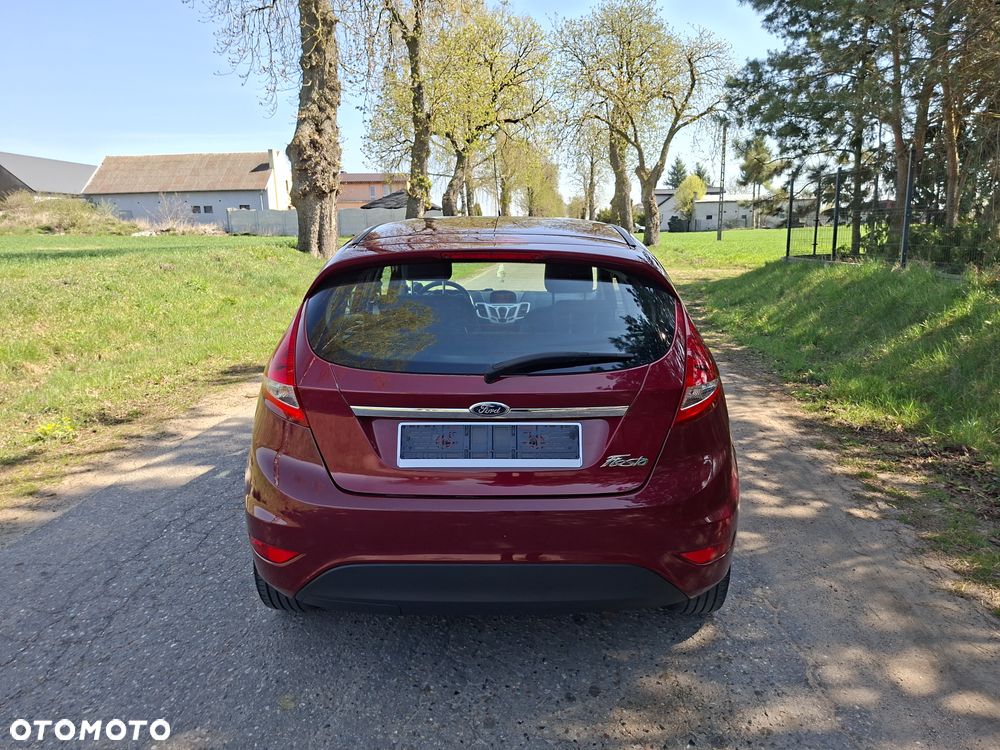 Ford Fiesta 1.25 Titanium EU5 - 4