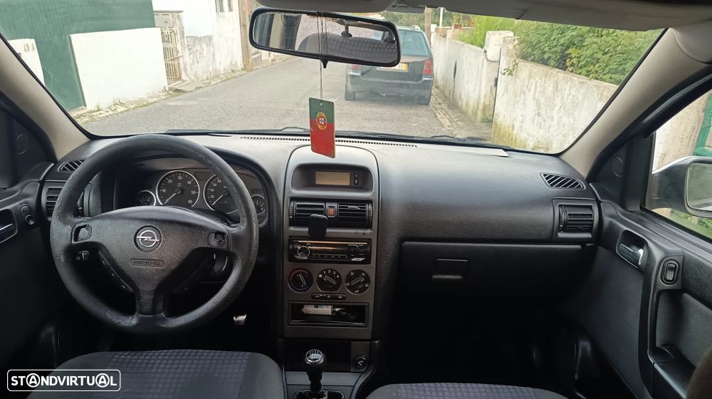 Opel Astra 1.7 DTi Sport - 4