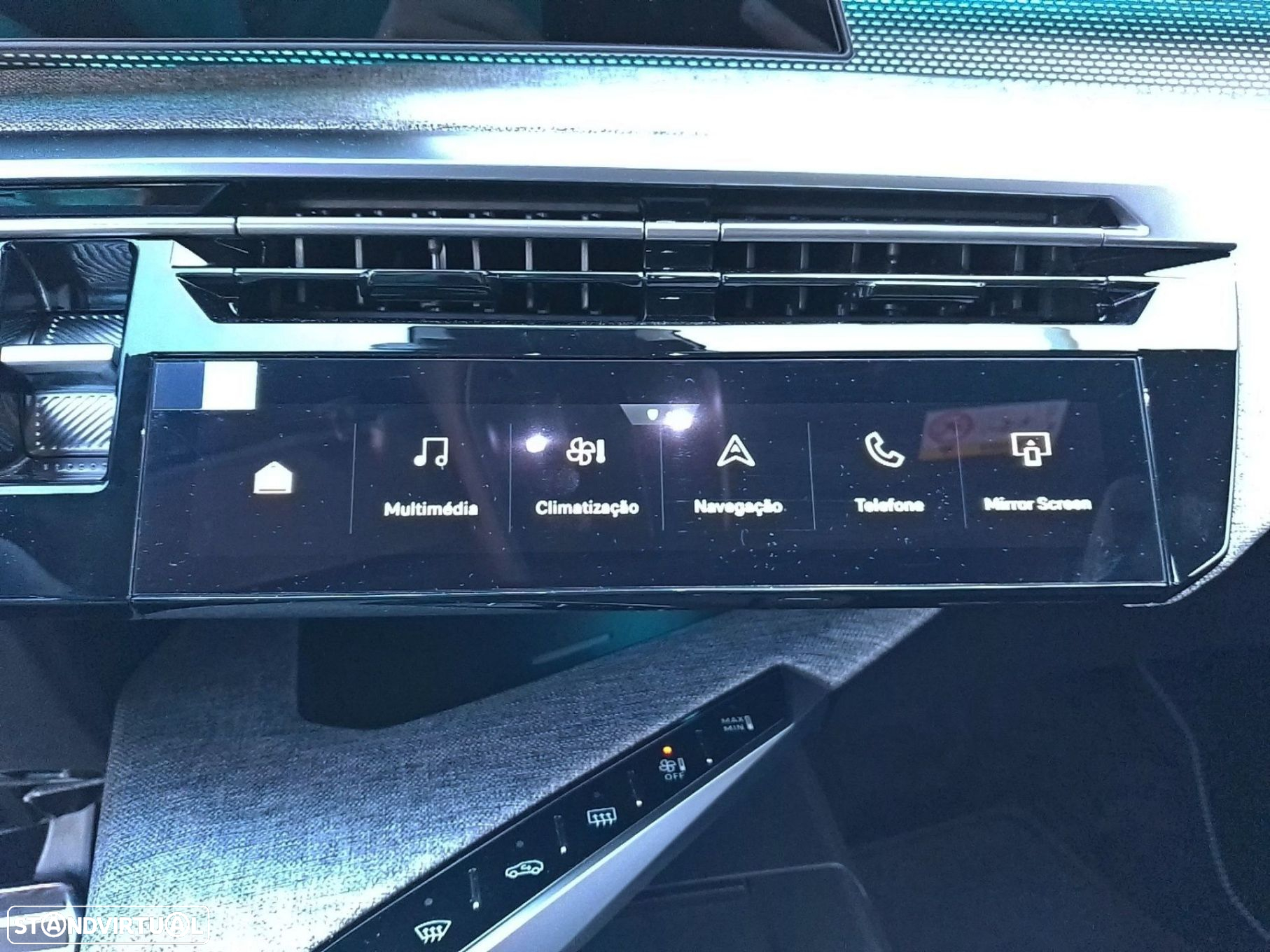 Peugeot E-3008 73 kWh GT - 22