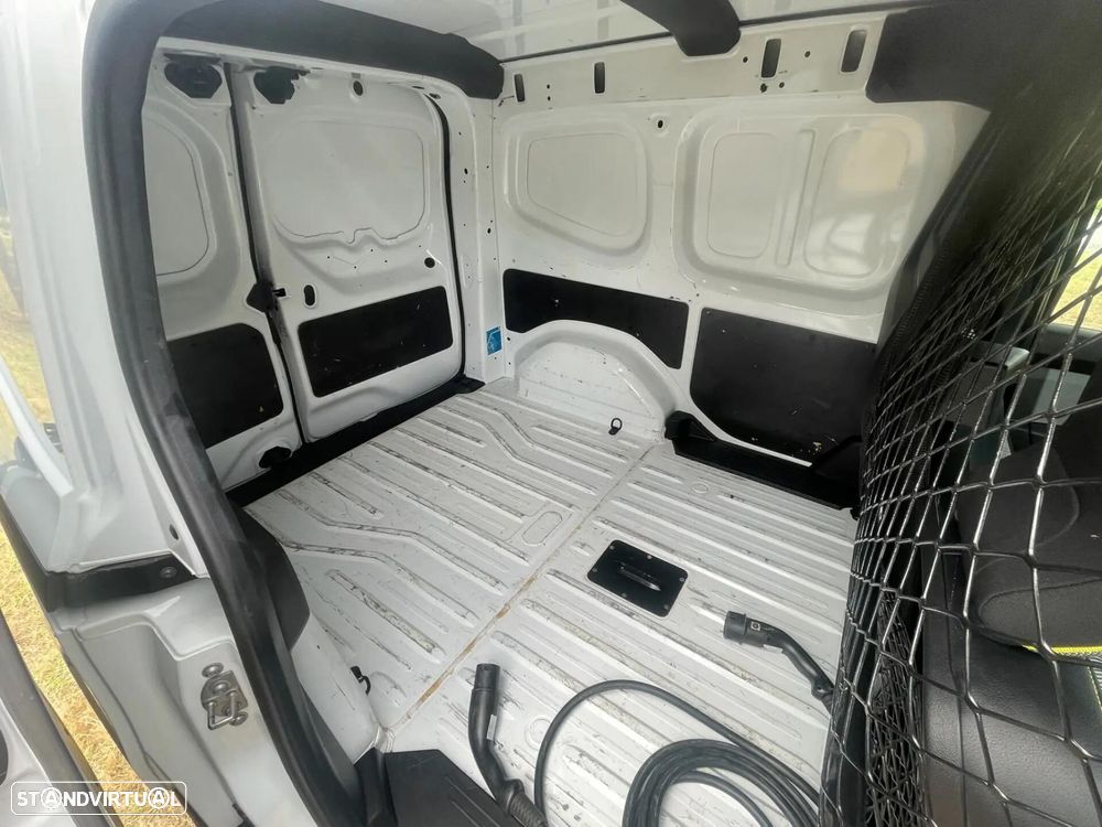 Renault Kangoo E-Tech EV45 Equilibre 11kW - 15