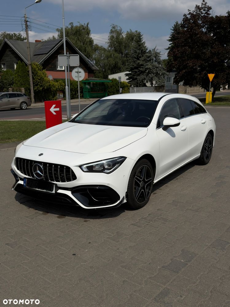 Mercedes-Benz CLA 250 e 8G-DCT AMG Line - 1