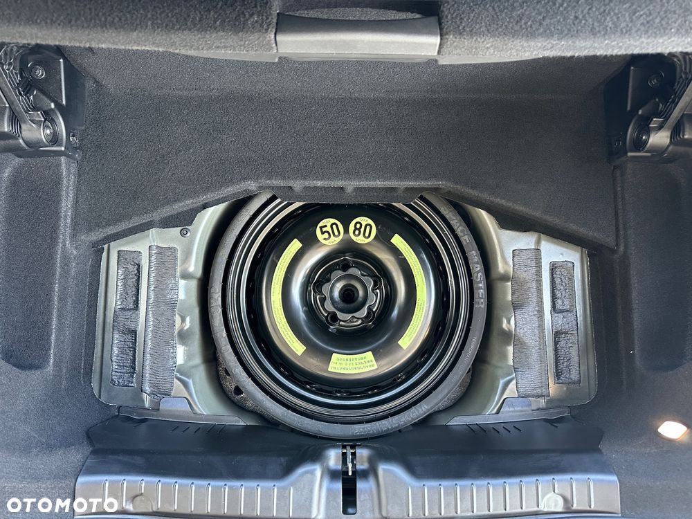 Mercedes-Benz SLC AMG 43 9G-TRONIC - 38