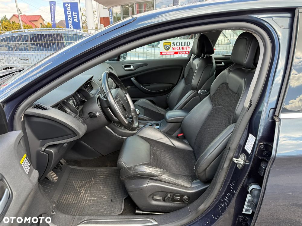 Citroën C5 HDi 135 Exclusive - 10